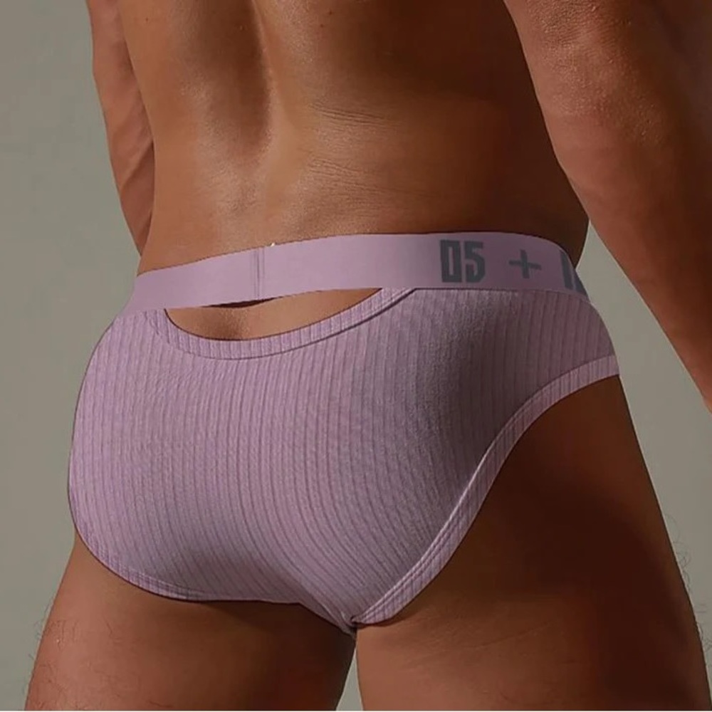 OBSO 21 Briefs excellent condition fits like a medium tag is Asian xl - Picture 4 of 4